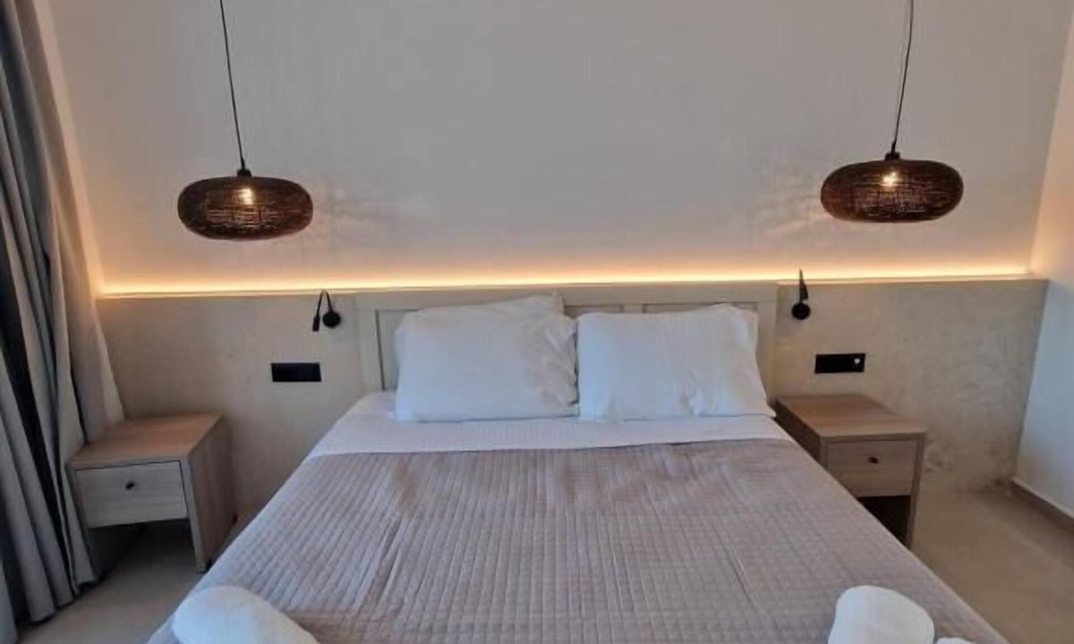 Faliraki Hotel | AZURE HAVEN