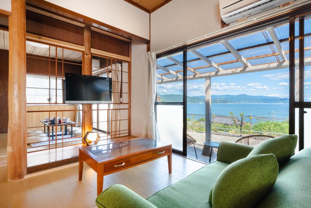 Kawatana-cho Apartment | Azure Kawatana