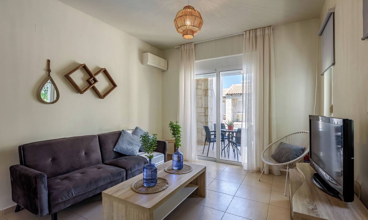 Nopigia Villa | AZURE VILLA -BEACH FRONT