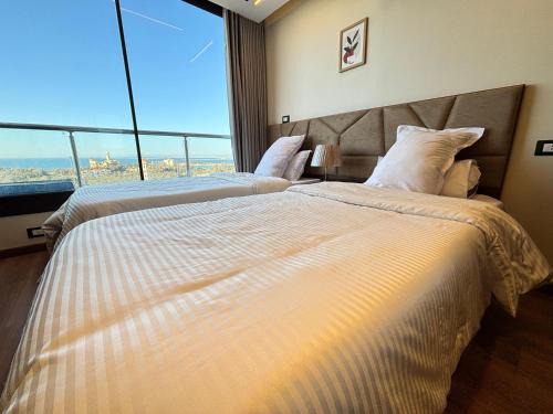 Al-Muntazah Hotel | Azurea Suites