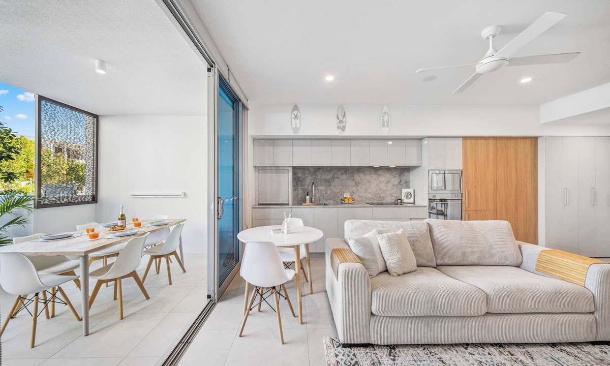 Bokarina Apartment | Azzure Haven: Resort-style Living by Bokarina Beach