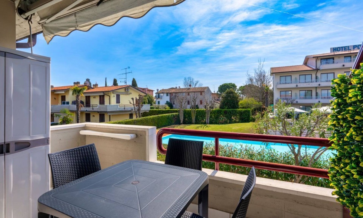 Colombare House | Azzurra Suite - studio apartment with WiFi pool and air conditioning