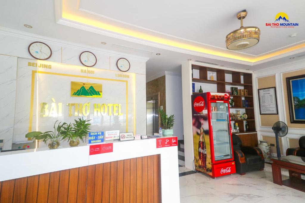 Bai Chay Hotel | Bài Thơ Mountain Hotel