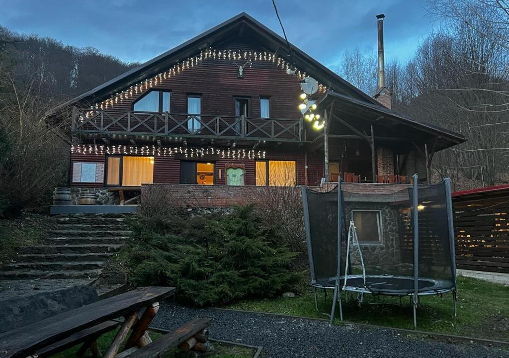 Sinca Veche Cabin | Bârlogul Urșilor