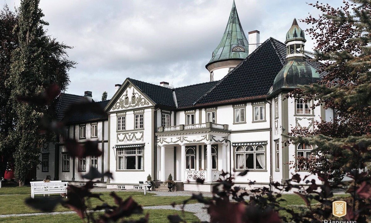 Orkanger Hotel | Bårdshaug Herregård