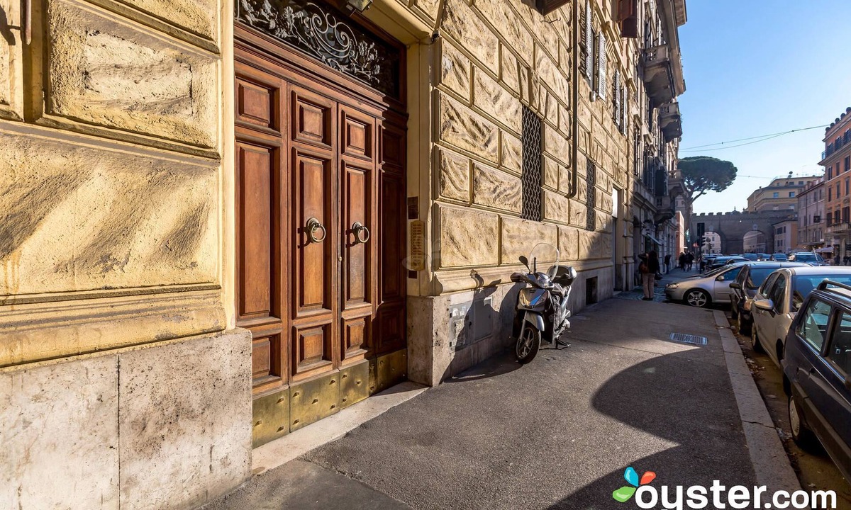 Rione XIV Borgo Bed & Breakfast | B&B At Your Place