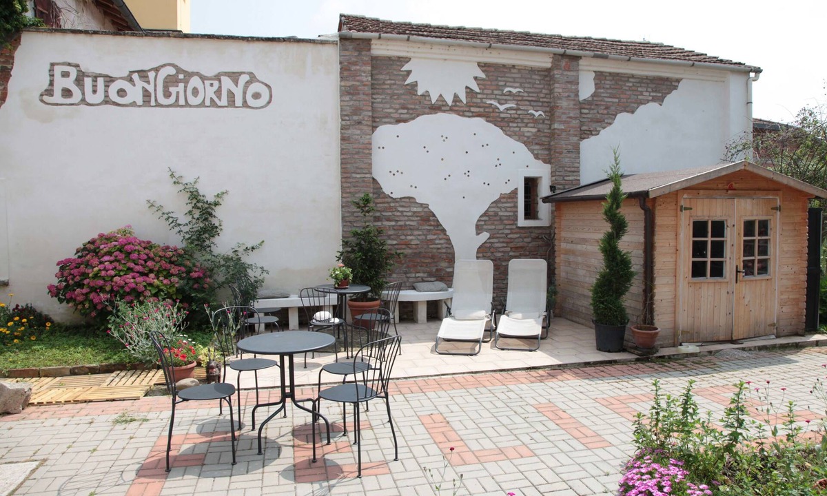 Traghetto House | B&B Ciliegio Felice
