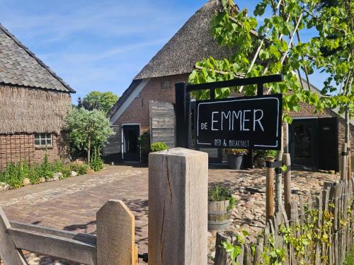 Noord-Sleen Bed & Breakfast | B&B De Emmer