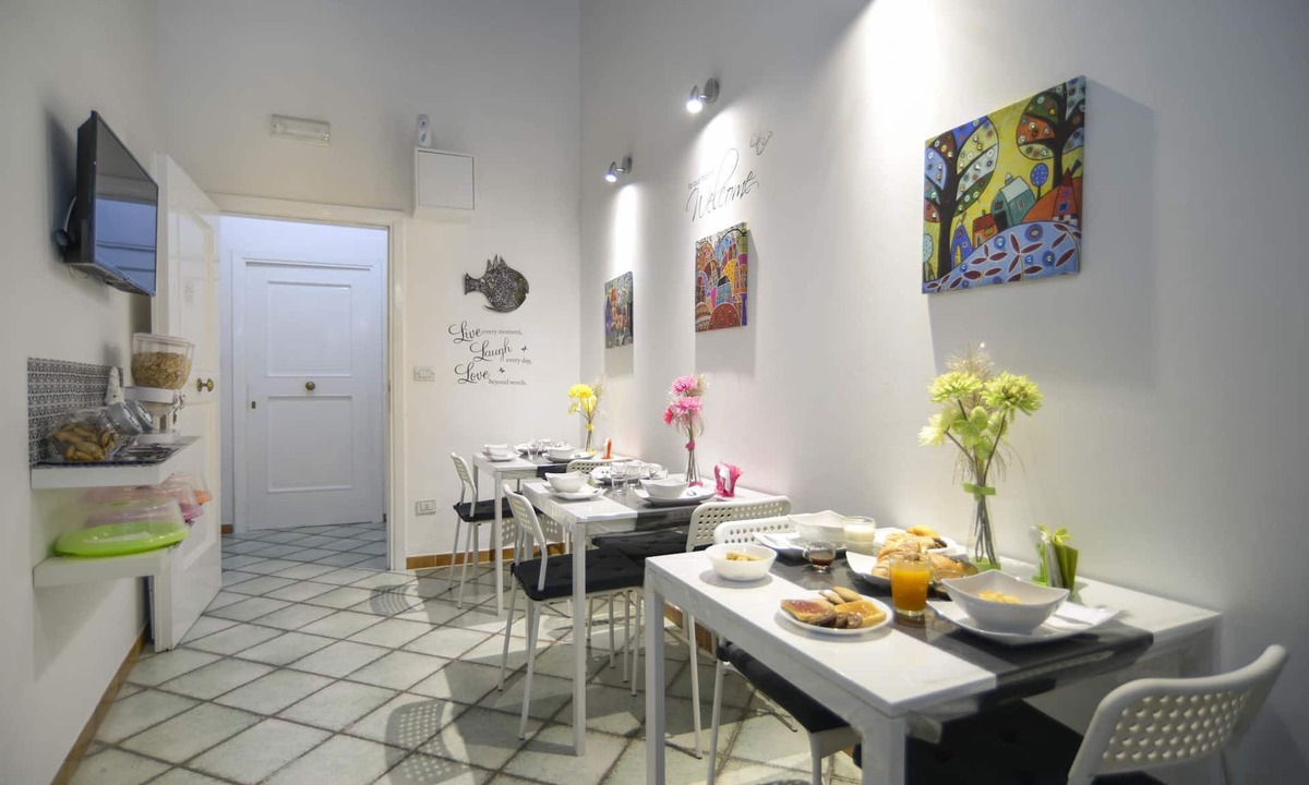 Historical Downtown Salerno Bed & Breakfast | B&B Dei Mercanti