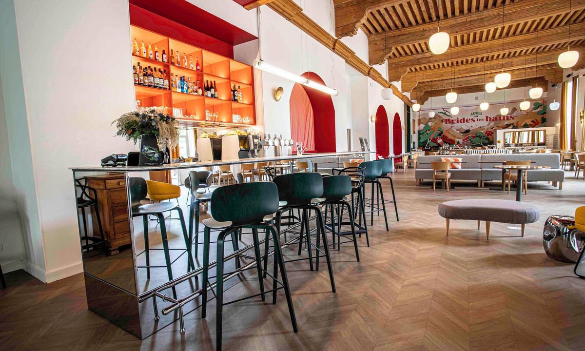 Brides-les-Bains Hotel | B&B HOME Brides-Les-Bains Les 3 Vallées