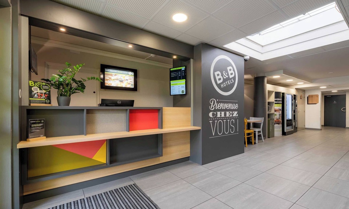 Calais Hotel | B&B HOTEL Calais Centre Saint-Pierre