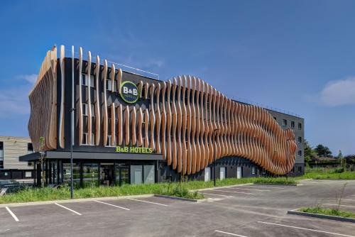Amphion-les-Bains Hotel | B&B HOTEL Evian Publier