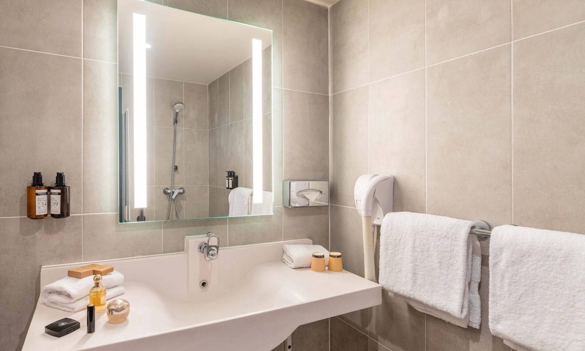 Dardilly Hotel | B&B HOTEL Lyon Nord