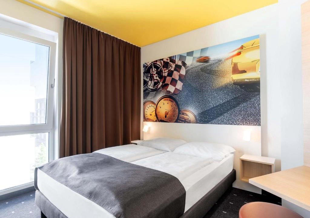 Stuttgart Hotel | B&B Hotel Stuttgart-Zuffenhausen