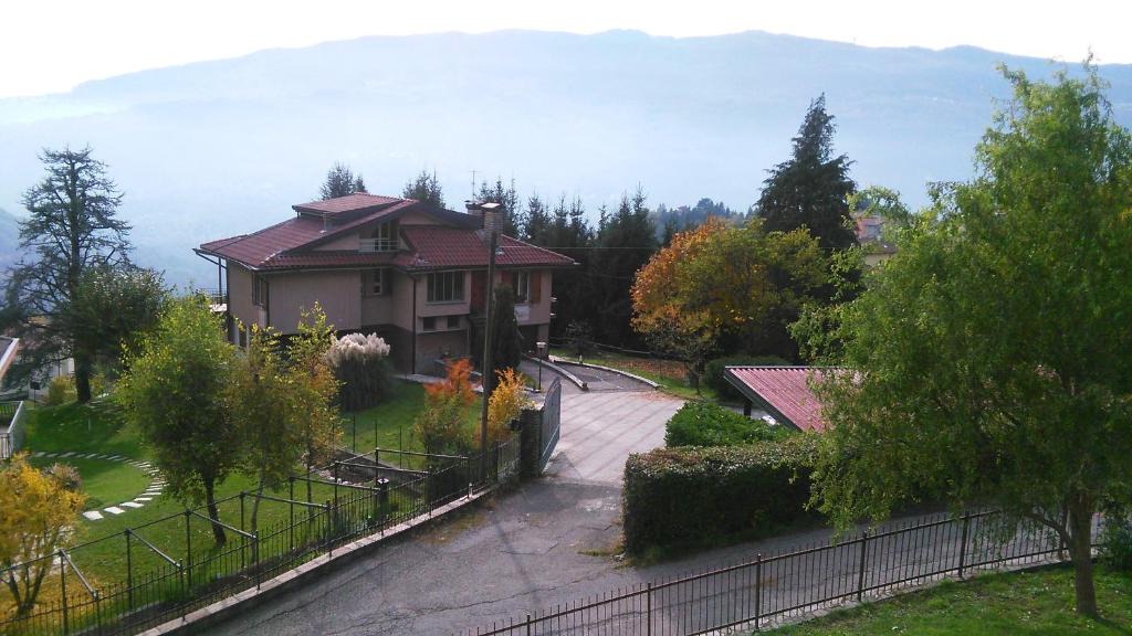 Berbenno Apartment | B&B I Baloss