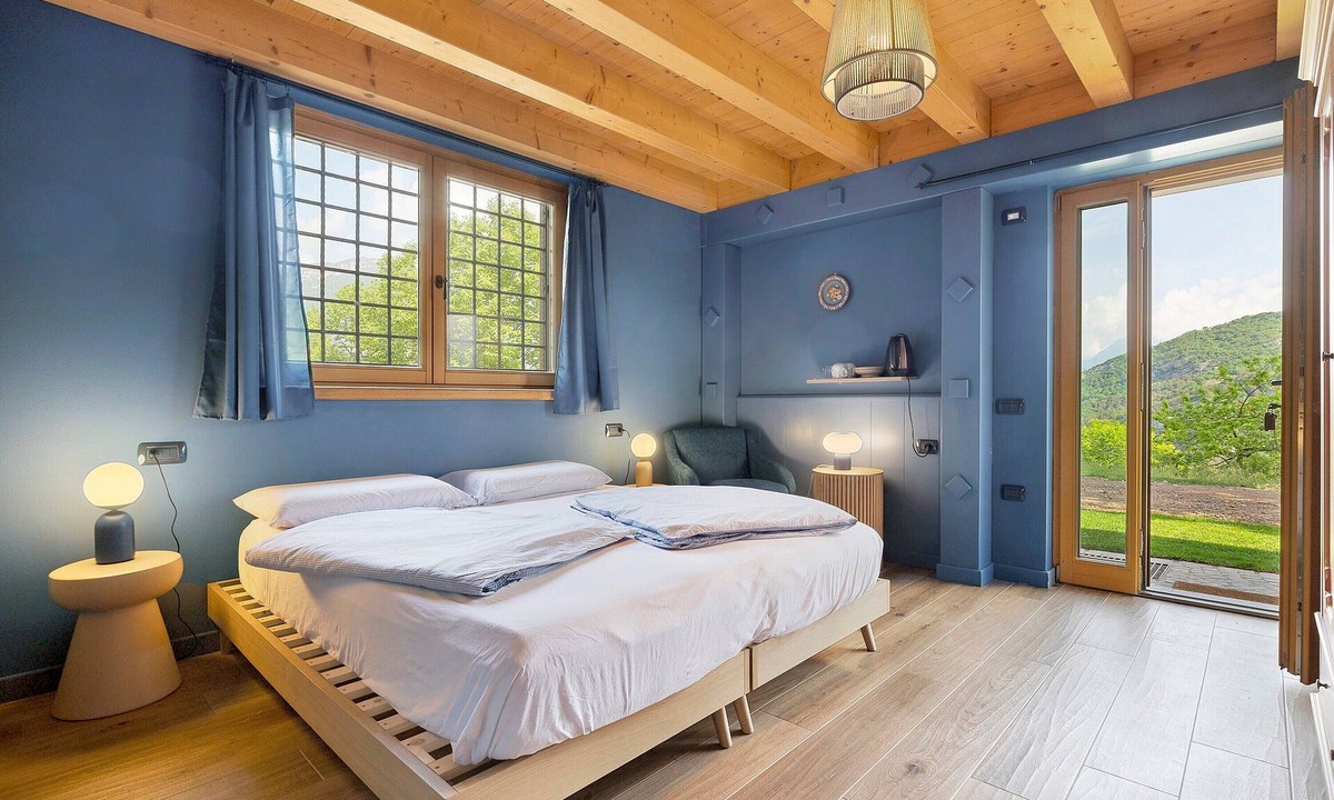 Drena Bed & Breakfast | B&B I Maroneri – Ciliegio Room with Mountain View