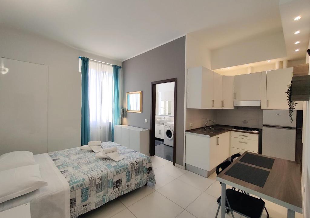 Assago Apartment | B&B Intero Appartamento Forum e Metro Milanofiori
