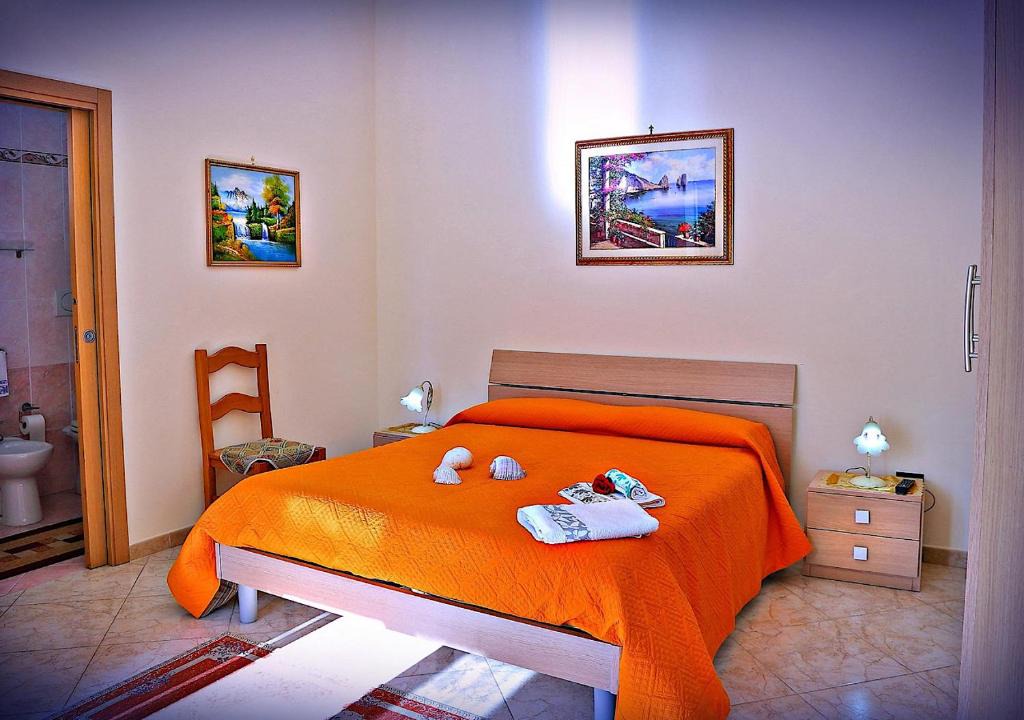 Castro Marina Bed & Breakfast | B&B La Perla