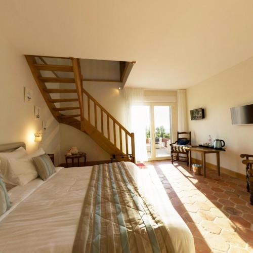 Saint-Samson-de-la-Roque Bed & Breakfast | B&B Le Clos du Phare - En campagne