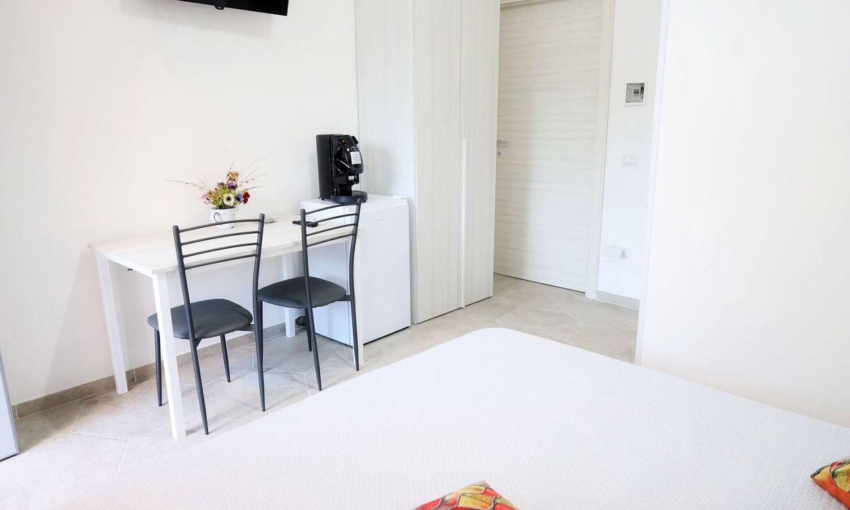Caserta Bed & Breakfast | B&B REVOLUTION BED & BREAKFAST