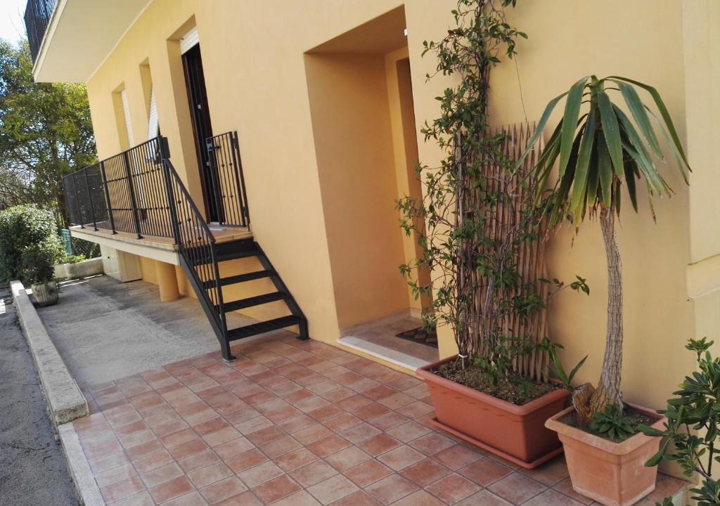 Montegranaro Bed & Breakfast | B&B ROSSELLA