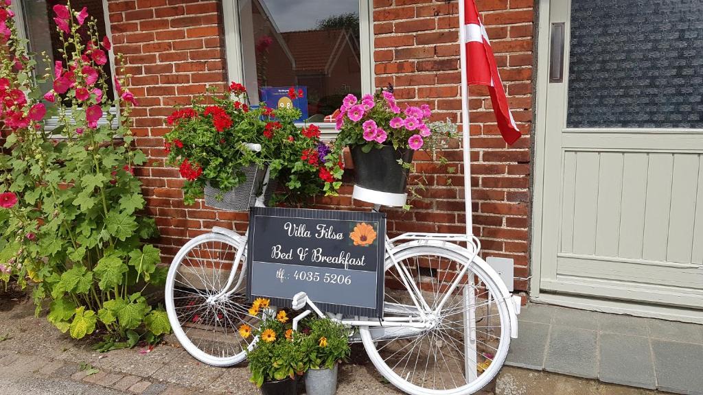 Tim Bed & Breakfast | B&B Villa Filsø