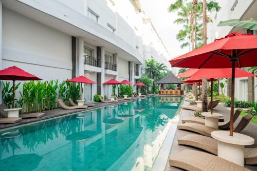 Pemecutan Kelod Hotel | b Hotel Bali & Spa