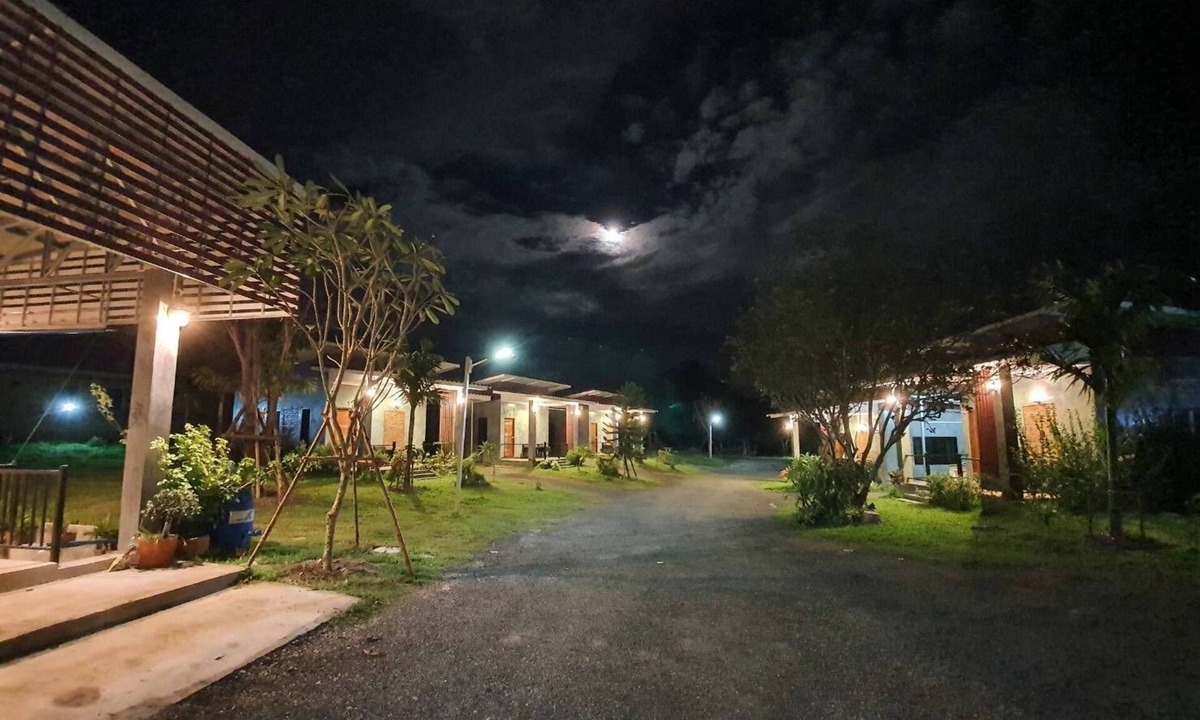 Ban Luang Hotel | B Tel Chomthong Resort Chiang Mai