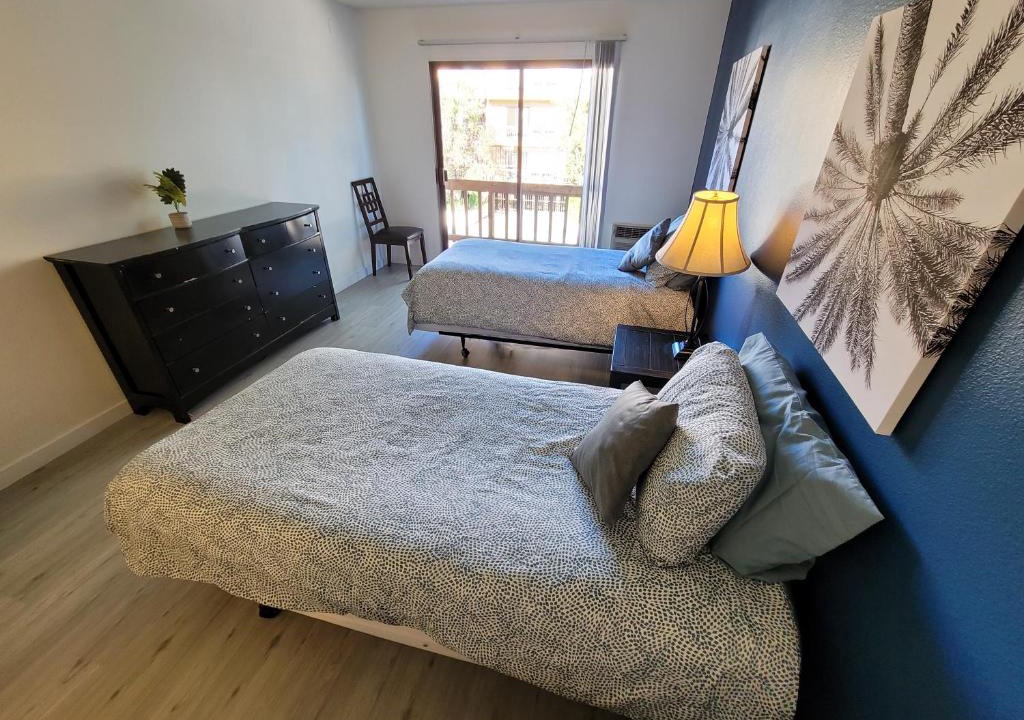 Pico - Robertson Hotel | (B02) Cozy Double Bed Suite