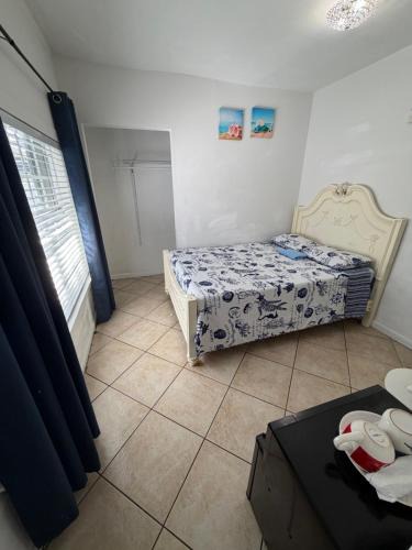 Little Havana House | B5 Best Value on Private Bedroom with Private Bathroom in Little Havana, Miami