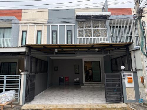 Don Muang Apartment | Baan Airport 2