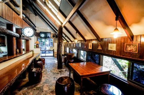 Thong Pha Phum Hotel | Baan Chai Dan