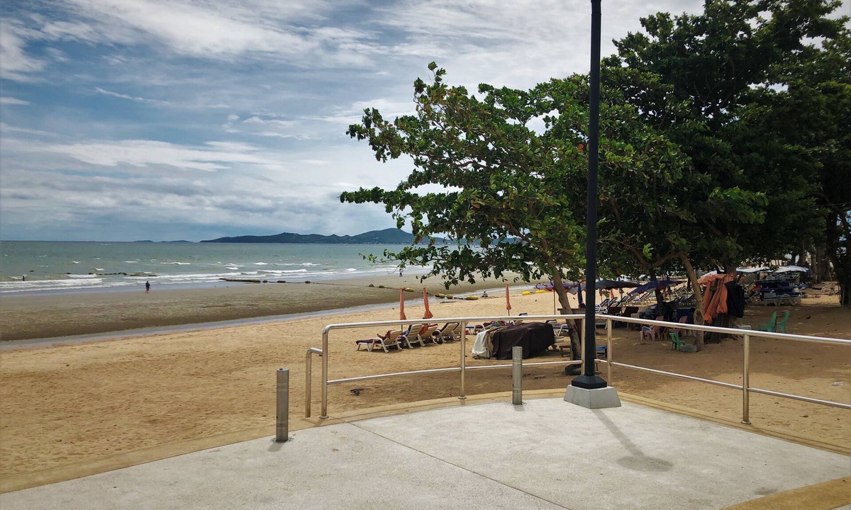Jomtien Hotel | Baan Talay