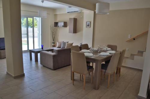Karavomylos Villa | Babis House
