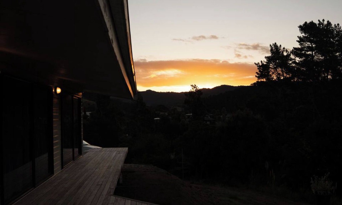 Whangamata House | Bach on a Block