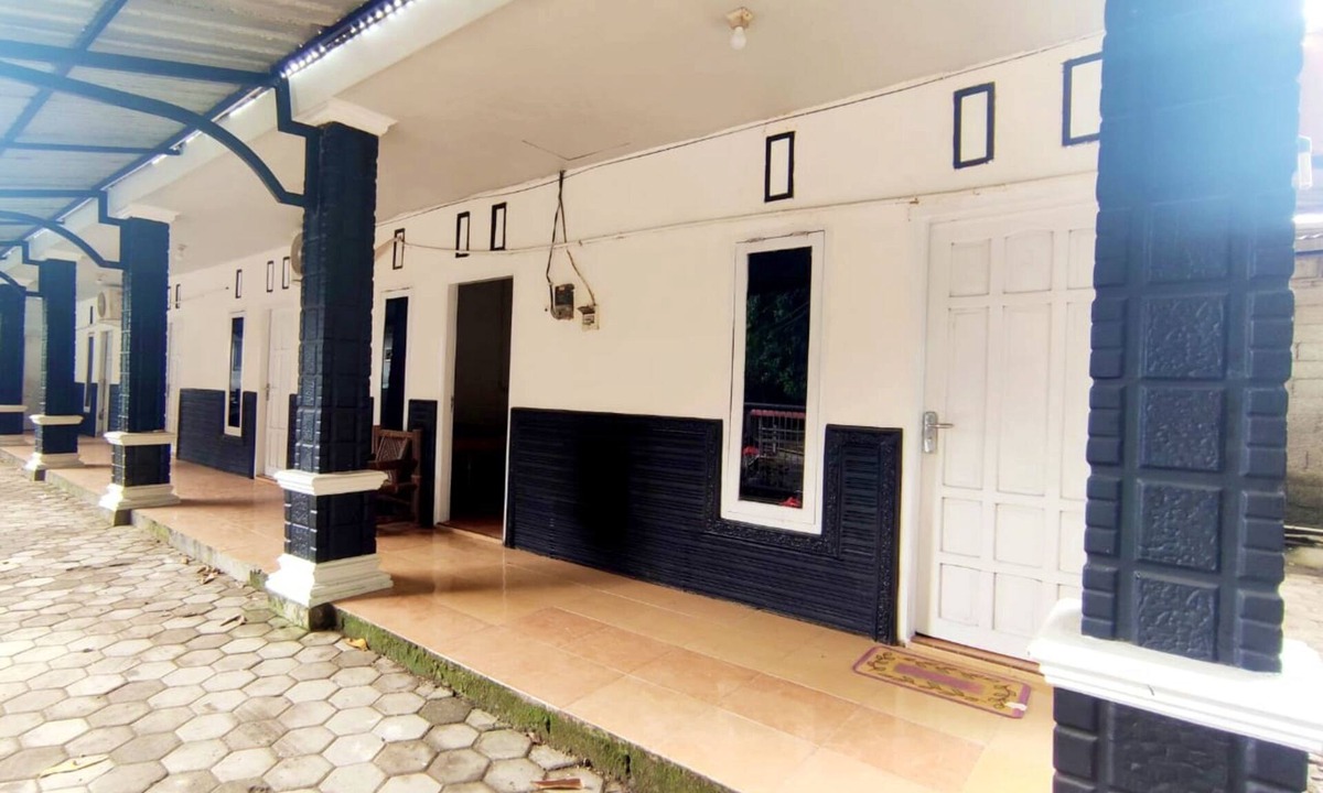 Sumberagung House | Backpacker Homestay