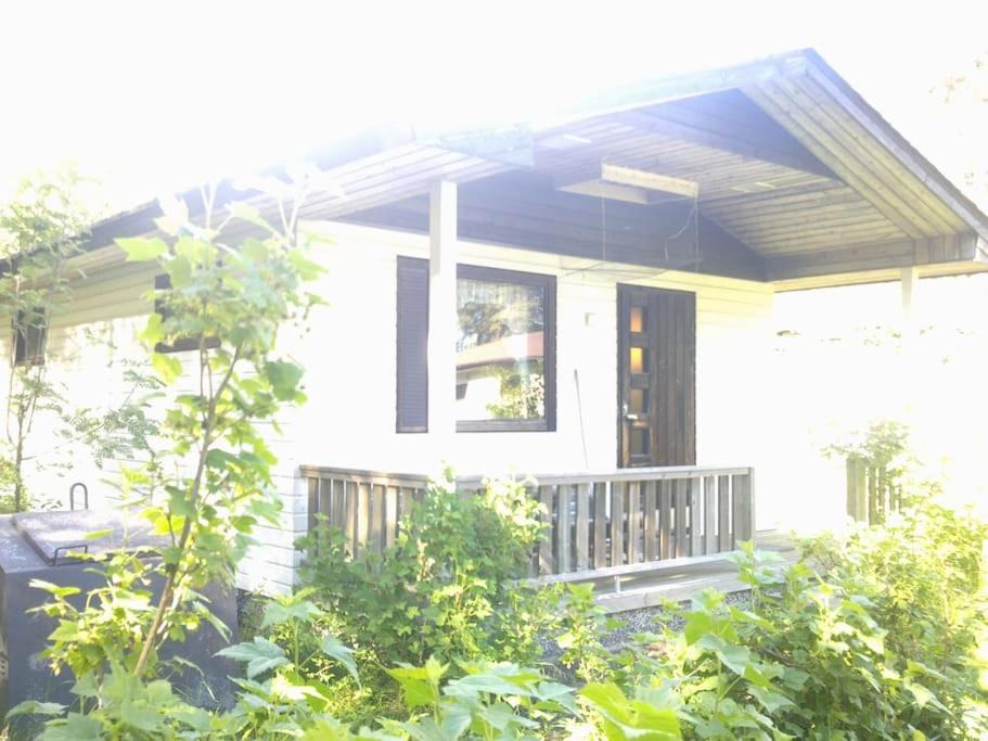 Keminmaa Apartment | Backyard Cabin With Veranda By Kemi River In Keminmaa