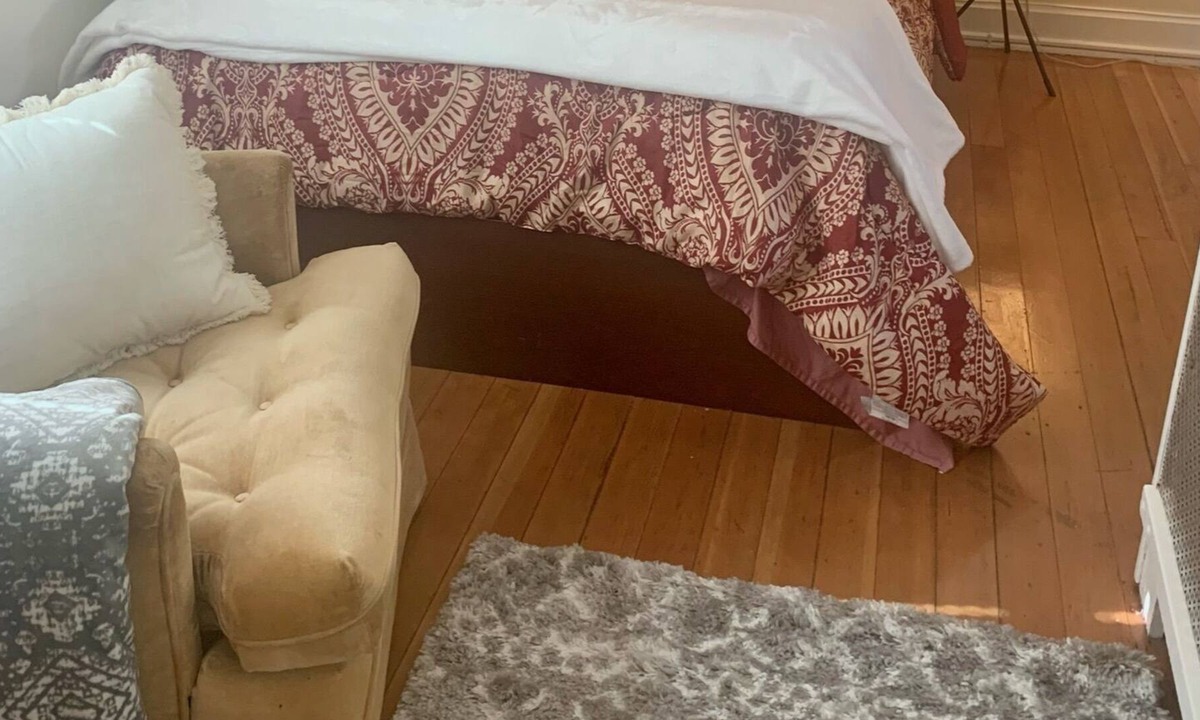 Madison House | Badger Game? This is a perfect lair for gamegoers! Close to Camp Randall !