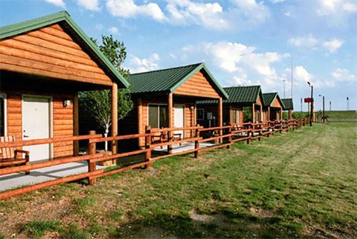 Pinnacles Entrance Badlands Hotel | Badlands Frontier Cabins