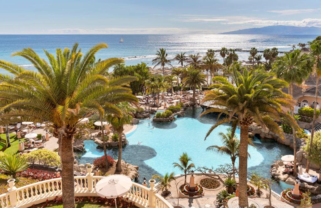 El Duque Hotel | Bahia del Duque