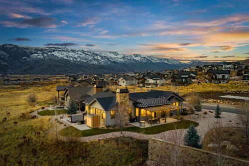Wolf Creek House | Bailey Lane