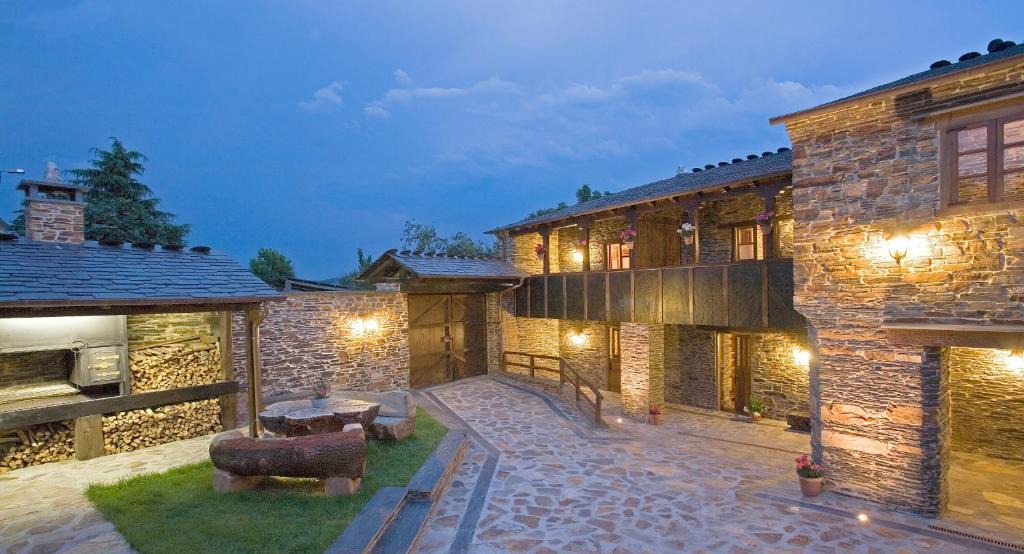 Vilaframil Apartment | Balcón de Oscos, Apartamentos Rurales en la Asturias más auténtica