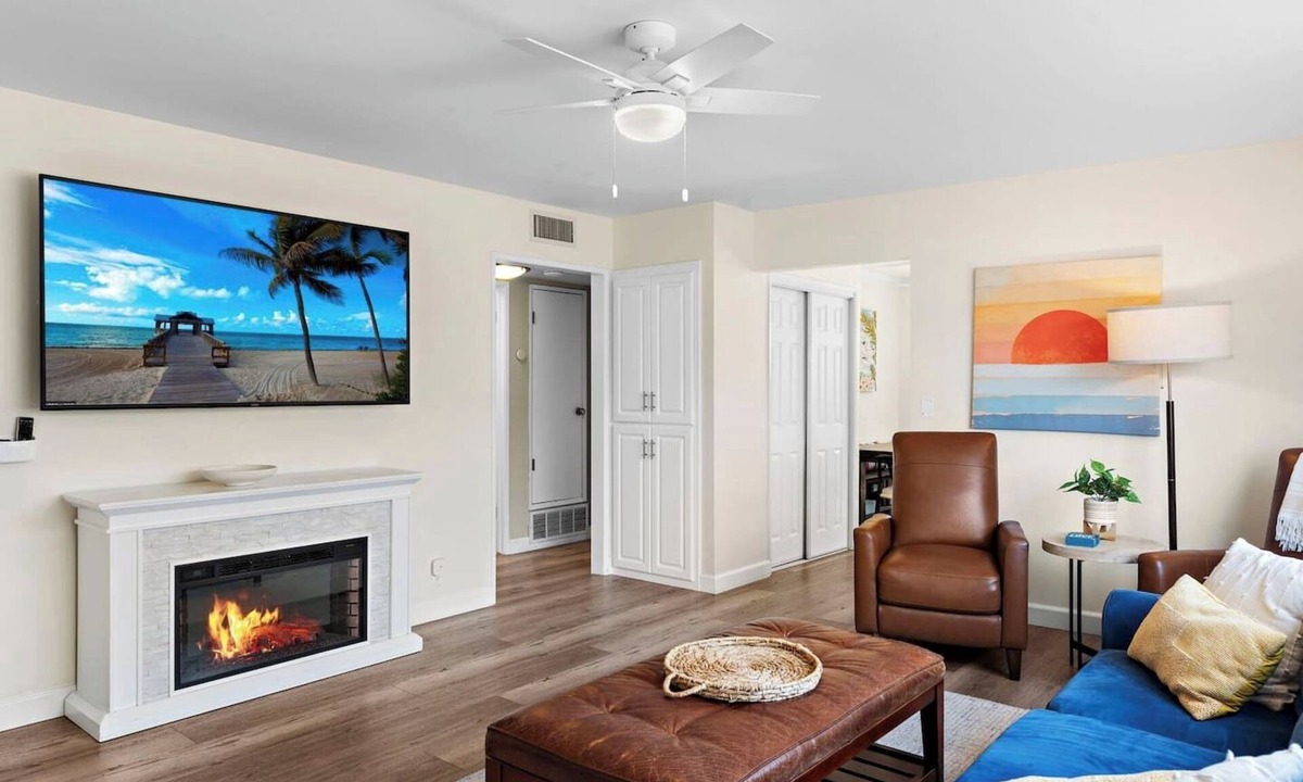 San Clemente Apartment | Balcony Fire Pit Walk to Village, Beach and Pier