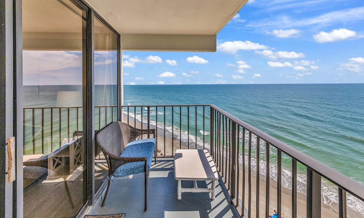Garden City Resort | Balcony Open! 3BR Oceanfront Condo Pools Steps to Beach