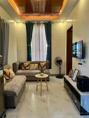 San Francisco Villa | Baldonado Transient Homestay