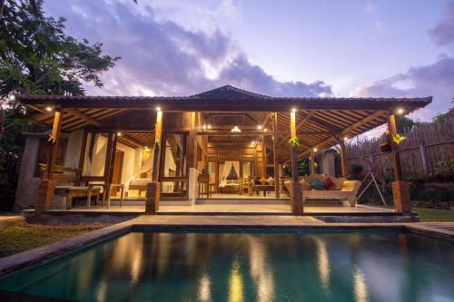 Penestanan Villa | Bale D'Uma Joglo