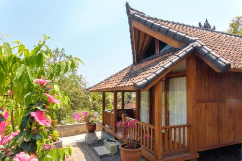 West Selemadeg House | Balian Green Lagoon
