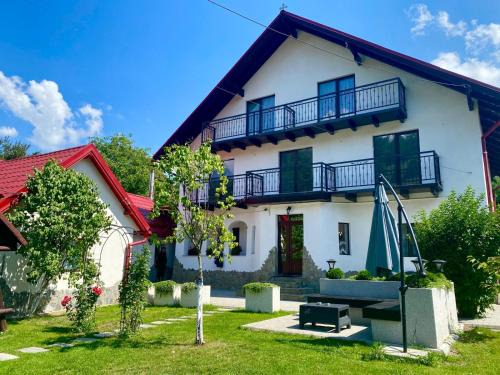 Bran Villa | Balkanic Villa Bran