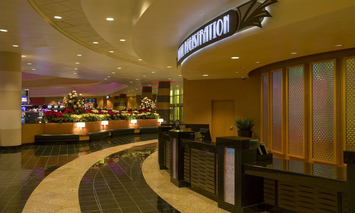 Milan Hotel | Bally's Quad Cities