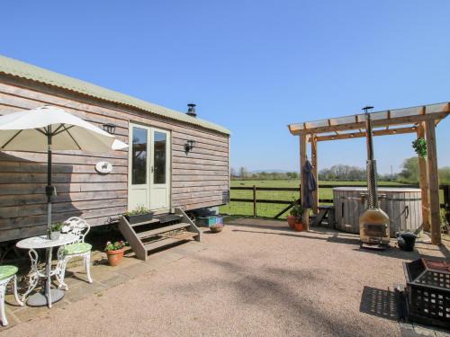 Garthmyl House | Balwen Shepherd's Hut